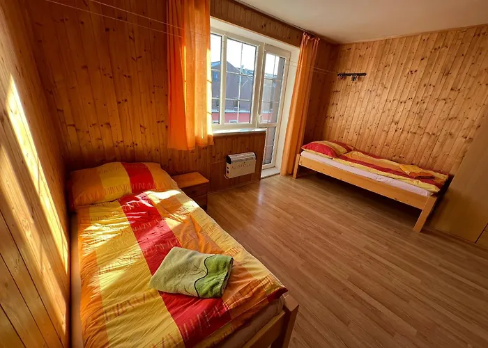 Pod Vlekem 3*